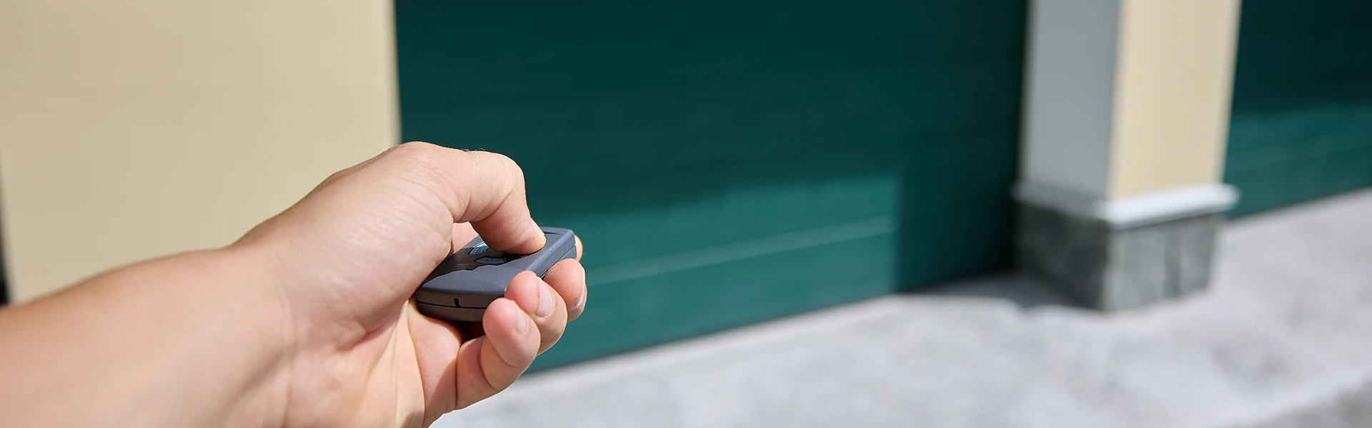 Garage Door Beeping Crystal Lake, IL Garage Door Beeping Repair